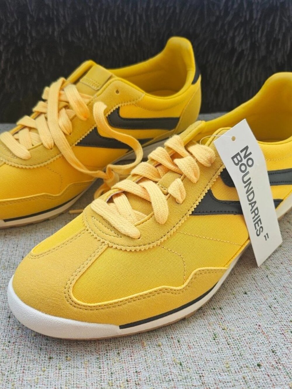 No Boundaries Men Sneaker Yellow Leather Upper Lace Up Shoes Size 11 43EU NWT